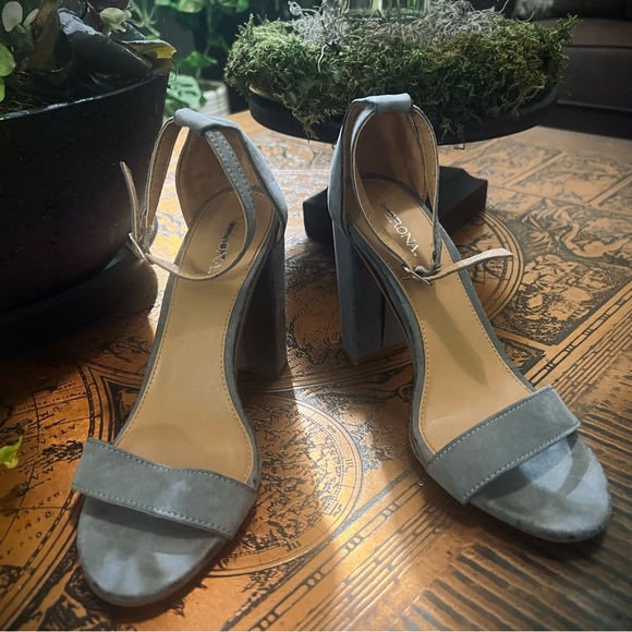 $5 Bundled W/ Any Item, Any Price — Send Offer - Picture 3 of 5